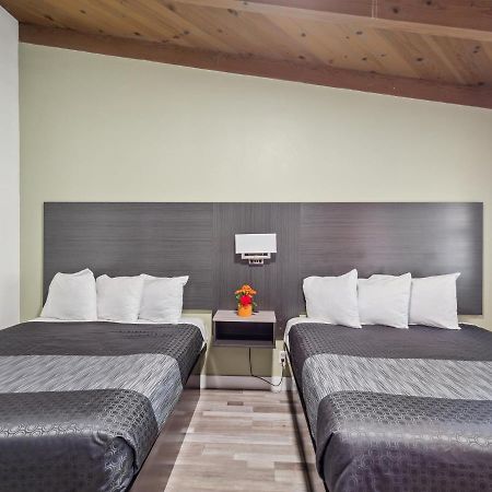 Discovery Inn Monterey Bay Сисайд Экстерьер фото