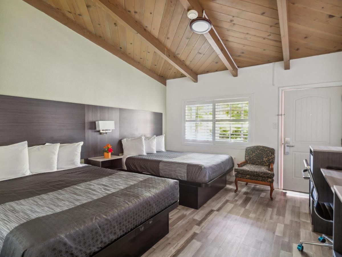Discovery Inn Monterey Bay Сисайд Экстерьер фото